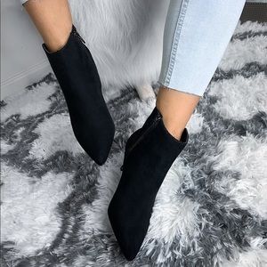 Amber pointed  toe booties